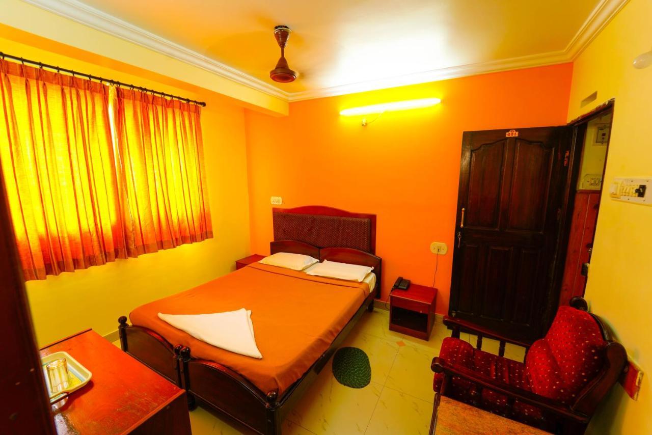 Amogha Residency Otel Maisur Dış mekan fotoğraf
