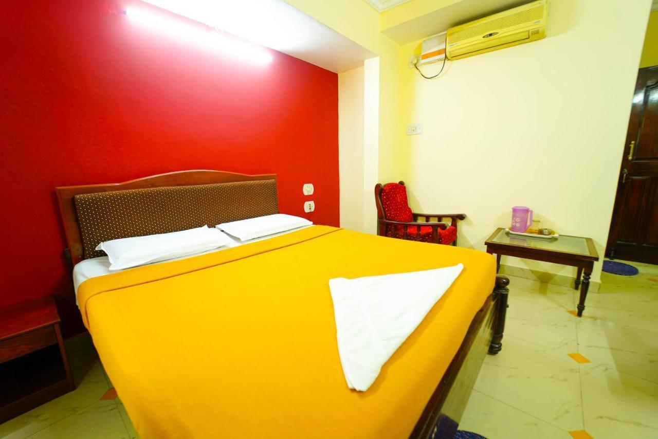 Amogha Residency Otel Maisur Dış mekan fotoğraf