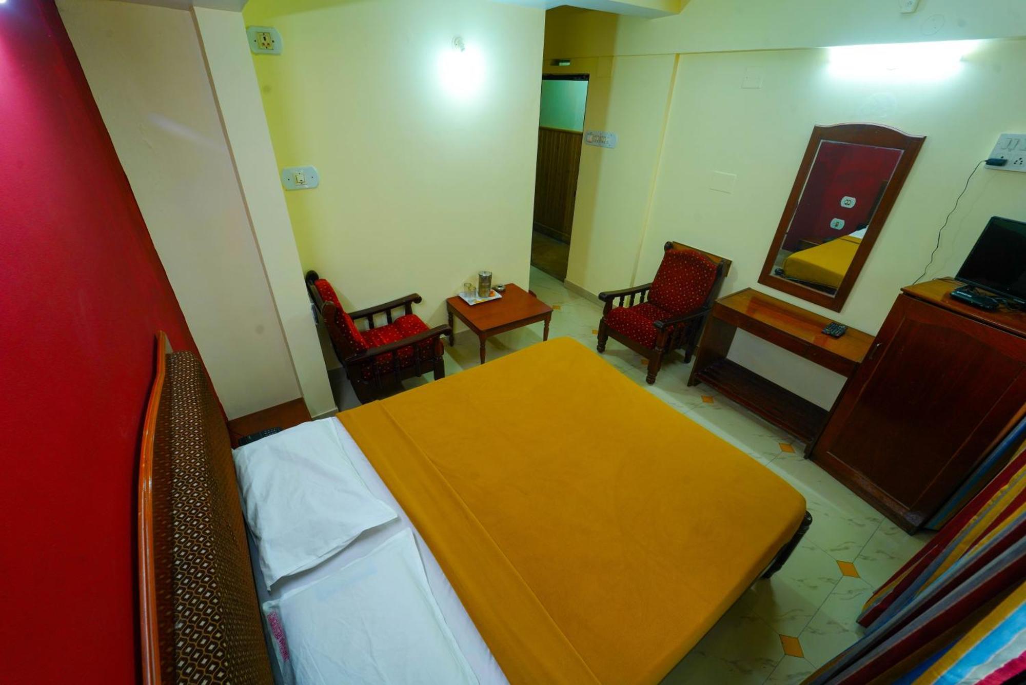 Amogha Residency Otel Maisur Dış mekan fotoğraf