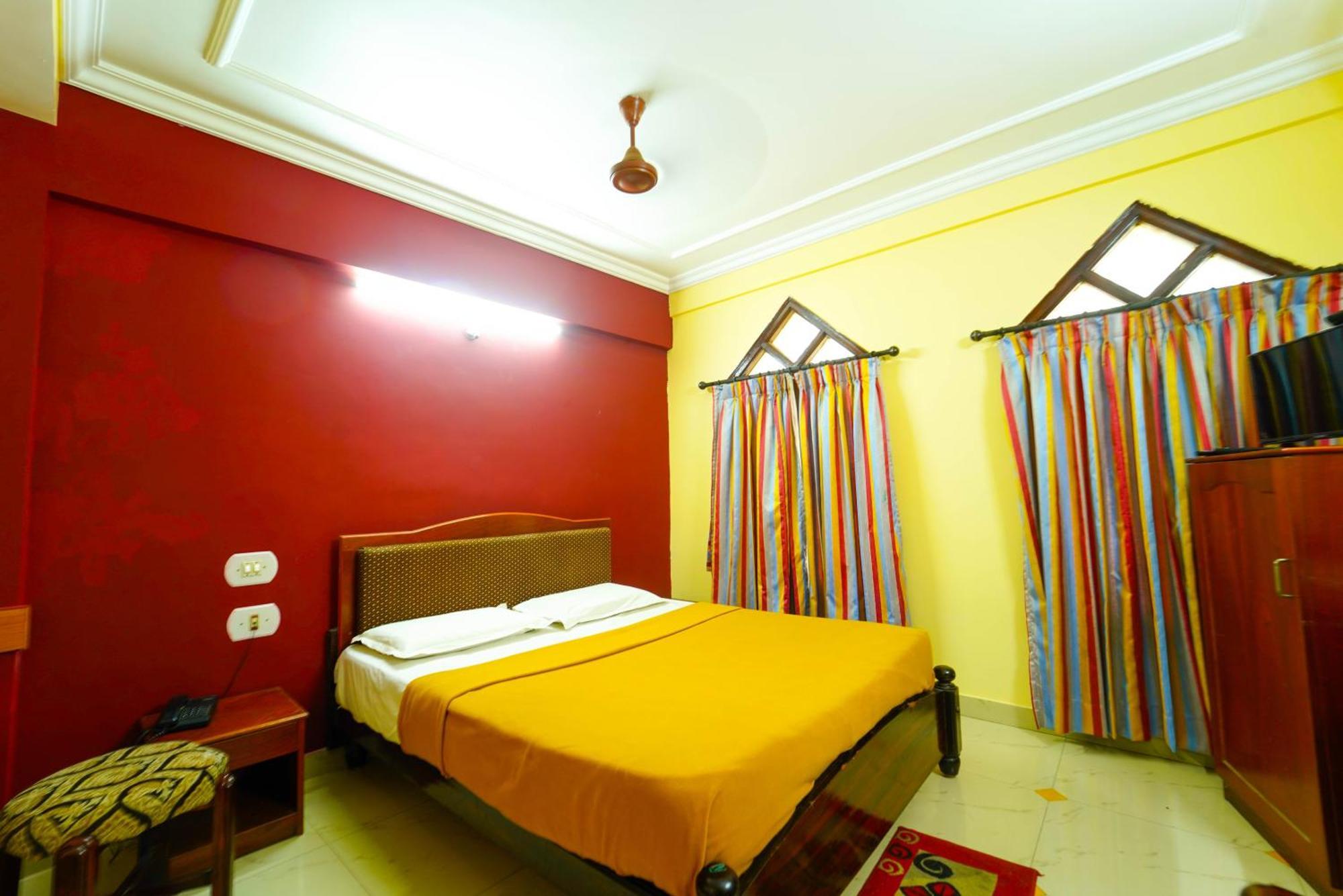 Amogha Residency Otel Maisur Dış mekan fotoğraf